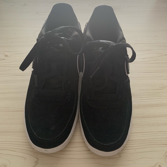 Black and White Nike Air Force - Picture 4 of 9